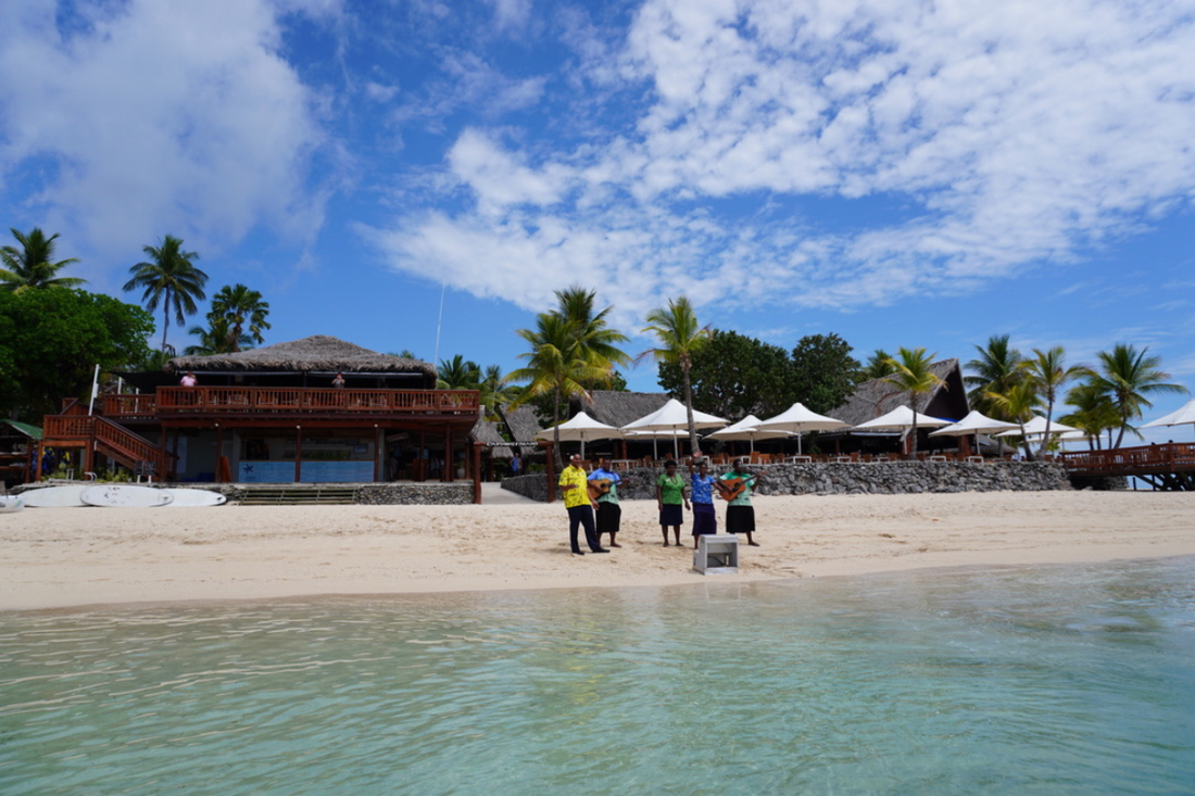A Stay at Castaway Island, Fiji : A True Island Escape in the Mamanuca Islands