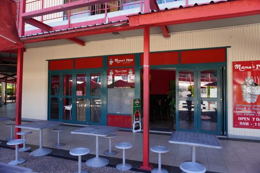 A Local Favorite Pizza Spot in Nadi, Fiji｜Mama’s Pizza Loved by Locals and Tourists