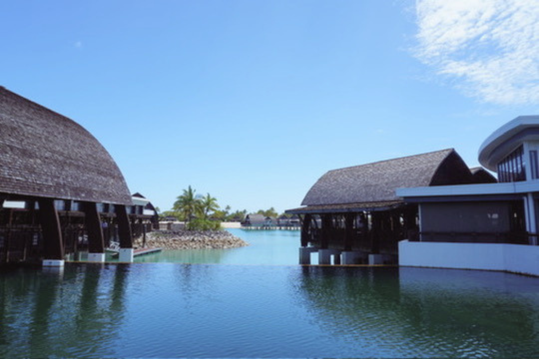 A Quiet Lagoon, an Open Sea: A Family Stay at Fiji Marriott Resort Momi Bay